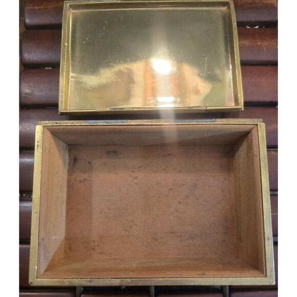 Antique Repousse Ornate Bronze Box Classical Posidon Hippocampus Triton Design - Picture 4 of 8